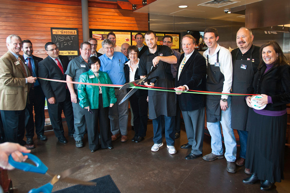 GEDCC Ribbon Cutting @ Jerrys Dogs 0213_7dn7347